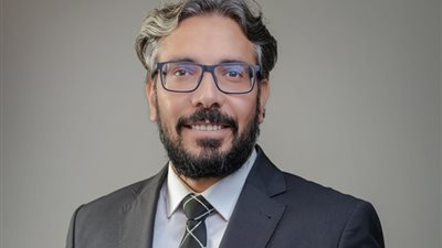  أحمد عبد السلام: العبور تشهد إقبالا متزايدا من المواطنين والمستثمرين