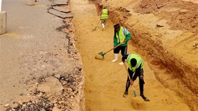 جهاز حدائق أكتوبر يعلن الانتهاء من مد خطوط المياه المغذية لمحور الشركات ومنطقة الـ247 عمارة وطريق الواحات