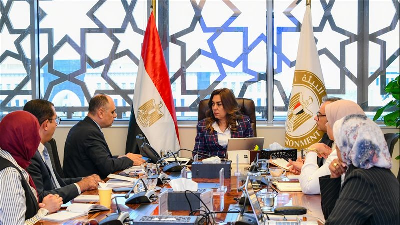 الدكتورة منال عوض،