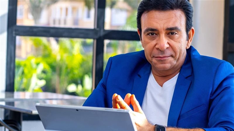 عاطف كامل، فيتو