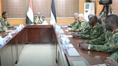 البرهان يعقد أول اجتماع لقيادة الجيش السوداني بكامل أعضائه منذ بدء الحرب 