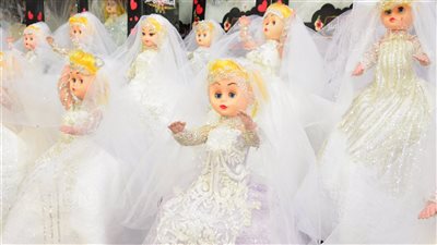 هدية المخطوبين، أسعار عروسة المولد 2025 في السيدة زينب (فيديو )