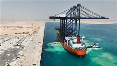 وزير النقل يتابع التقدم في معدلات تنفيذ مشروع تطوير واستكمال ميناء السخنة