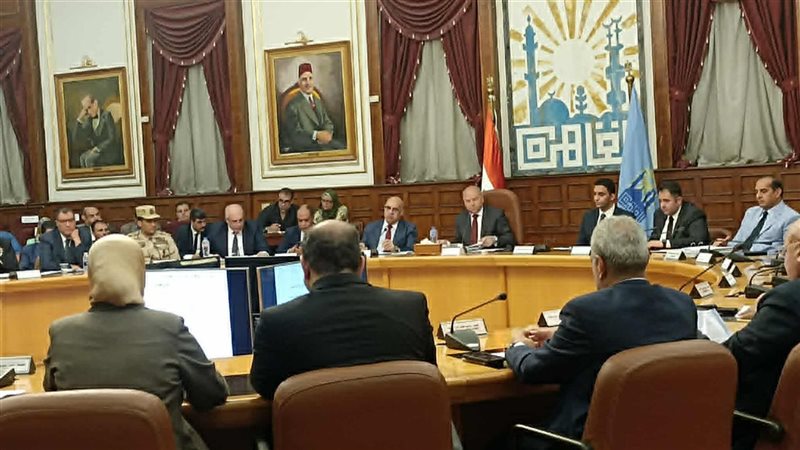 اجتماع محافظة القاهرة