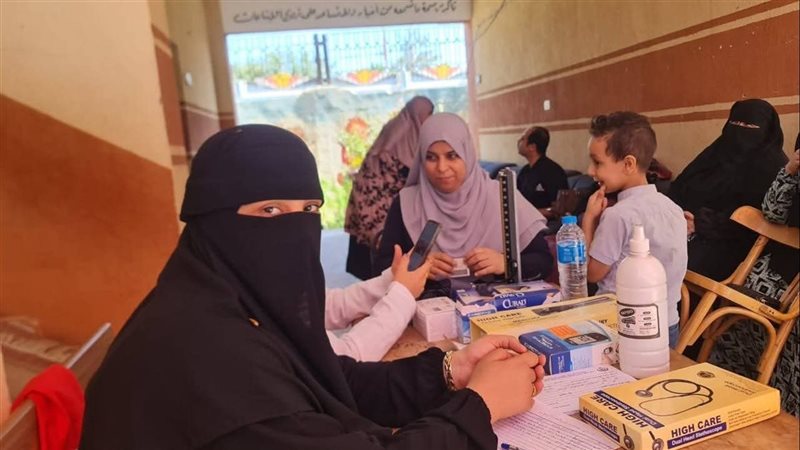 الفرق الطبية أمام