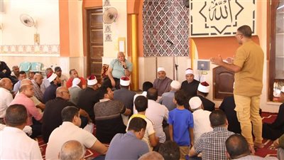 الزملوط يلتقي أهالي بلاط بالوادي الجديد في مستهل جولته التفقدية