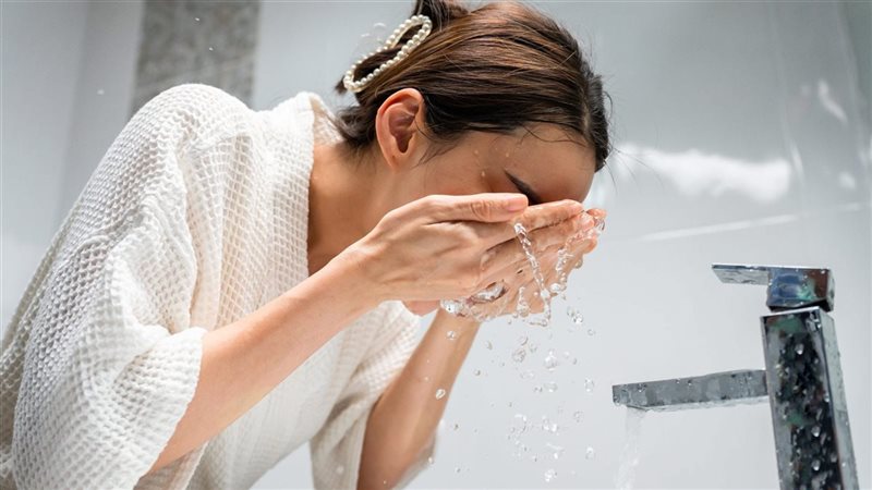 أخطاء عند غسل الوجه