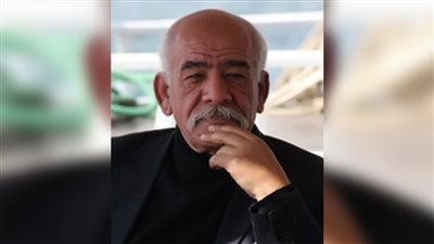 إطلاق اسم فاروق عبد الخالق على قاعة المركز الصحفي بمهرجان الإسكندرية السينمائي 