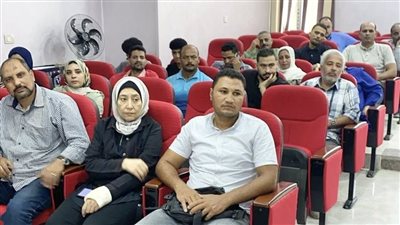  ندوة عن السلامة والصحة المهنية بتجارة الزقازيق 