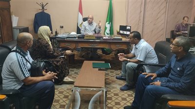 رئيس مدينة أبو حماد بالشرقية يتابع فحص ملفات التصالح المقدمة
