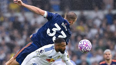 ليدز يتعادل سلبيا مع نيوكاسل في الدوري الإنجليزي 