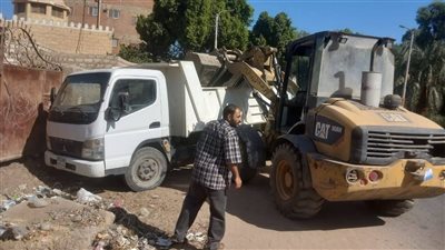 رفع 20 طن من تراكمات القمامة والمخلفات بمركز أبنوب في أسيوط