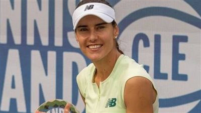 سرقة كأس كلافيلد للتنس من غرفة الرومانية سورانا كيرستيا