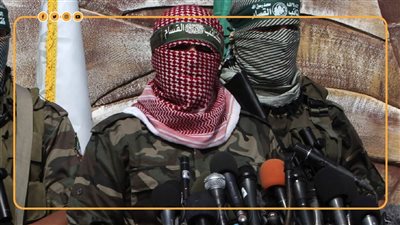 الملثم والسبابة.. أبرز الخصائص المميزة لـ أبو عبيدة (إنفوجراف)