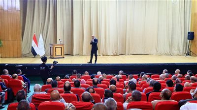 وزير التعليم: أي تعديلات في نظام الامتحانات سينطبق على النظامين.. لن تكون هناك تعقيدات في دراسة مواد البكالوريا المصرية.. متابعة نسب الحضور والتقييمات والواجبات