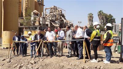 رئيس جامعة بنها يبحث تذليل عقبات تنفيذ مشروع المستشفى الجامعي الجديد