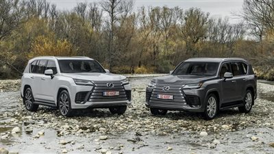 مواصفات سيارات لكزس LX وRX في السوق المصرية