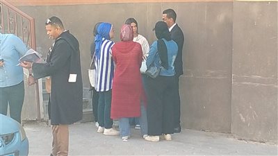 وصول ضحايا مطاردة طريق الواحات لحضور ثاني جلسات المحاكمة (صور) 