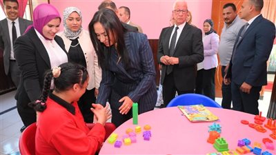 وزيرة التضامن تزور دار رعاية التثقيف الفكري للفتيات بحلوان