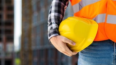 في أول أيام تطبيق قانون العمل الجديد، هل يحق للعامل الحصول على إجازة للدراسة والامتحانات؟ 