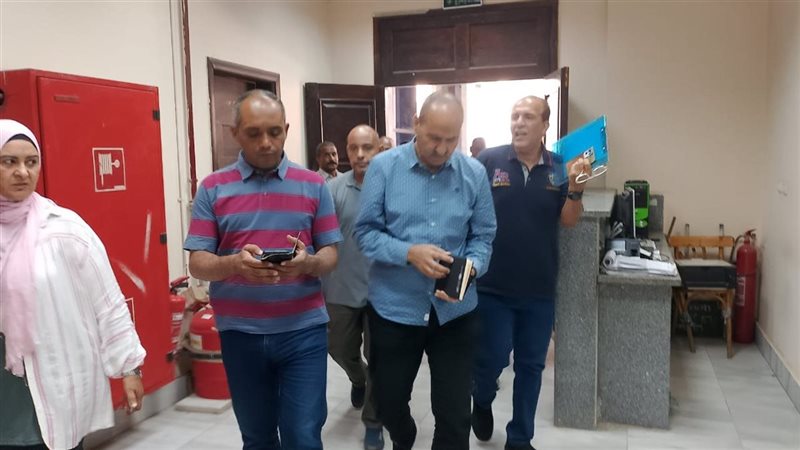 سكرتير عام قنا، فيتو