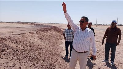 إزالة تعديات علي مساحة 80 فدانا من أملاك الدولة في الوادي الجديد 