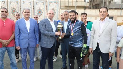 محافظ بني سويف يُكرم فريق مركز شباب بلفيا بطل دوري منتخبات مجالس المدن
