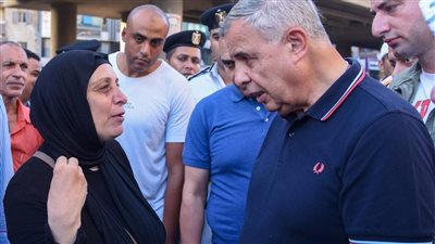 محافظ الإسكندرية يجري جولة ميدانية بشارع الجلاء بنطاق حي المنتزه أول