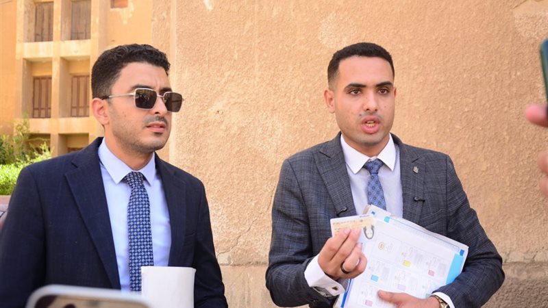 محامي المجني عليهم،