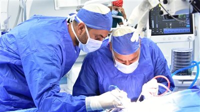 نجاح جراحي جديد بالسنبلاوين، استئصال ورم سرطاني جلدي وإعادة بناء تجميلي للوجه