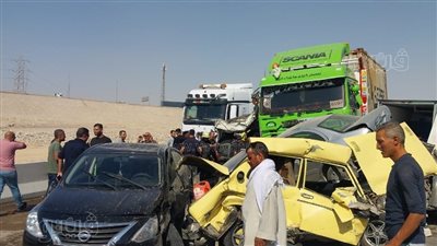 مصرع وإصابة 15 شخصا إثر حادث تصادم بالطريق الأوسطي