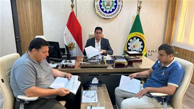 نائب محافظ الدقهلية يترأس اجتماع لجنة فحص ومراجعة مشروعات جهاز تشغيل شباب الخريجين