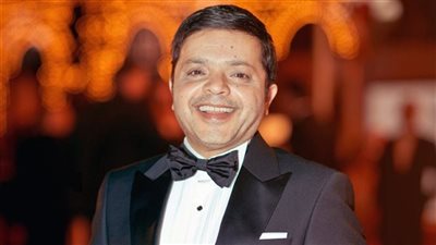 إطلاق اسم محمد هنيدي على الدورة الـ 15 من مهرجان الإسكندرية المسرحي الدولي