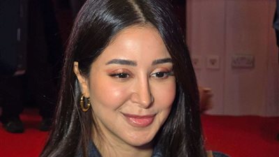 ظهور جديد للفنانة السعودية أسيل عمران بعد أزمتها الصحية الأخيرة (فيديو)
