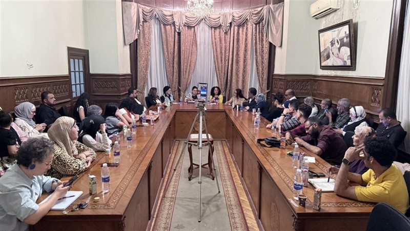 صالون المحافظين،فيتو