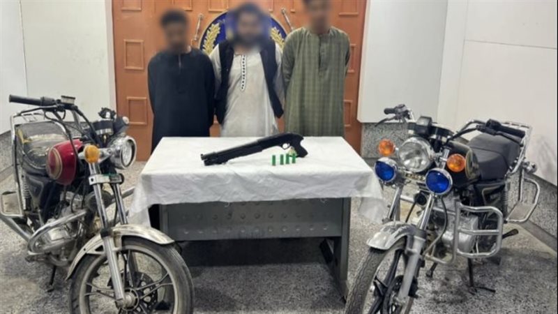 المتهمين 