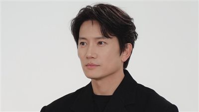 الممثل جي سونغ في بطولة مسلسل “Apartment”