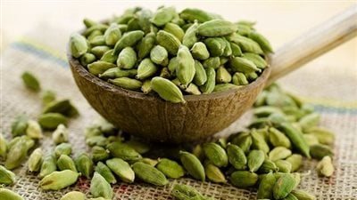 فوائد الحبهان، يقاوم السرطان ونزلات البرد ويهدئ الأعصاب 