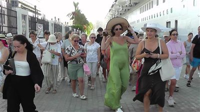 ميناء الإسكندرية يستقبل 4 آلاف راكب على متن السفينة السياحية AROYA