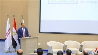 جامعة الجلالة تنظم مؤتمر ريادة الأعمال الرياضية (صور) 