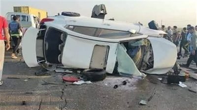 بالأسماء، إصابة 12 شخصا في انقلاب سيارة بالطريق الزراعي بأسوان