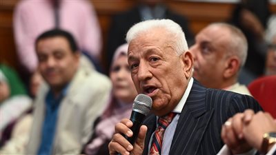 إشادات واسعة بـ مخرجات ورشة عمل استخدام الذكاء الاصطناعي في العملية التعليمية بالجيزة