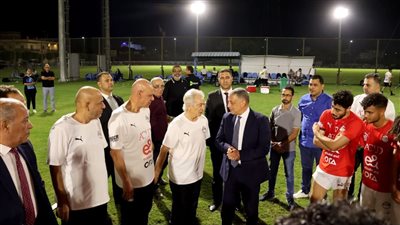 محافظ الإسماعيلية يشهد مران منتخب مصر المشارك في كأس العرب استعداد لمواجهة تونس وديا (صور)
