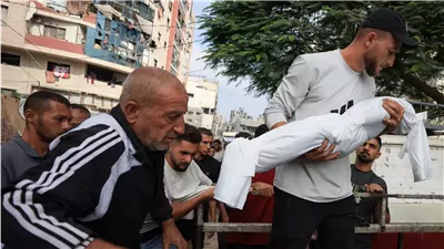 15 شهيدًا بينهم 6 أطفال في غارات إسرائيلية على خيام نازحين ومنازل بمدينة غزة 