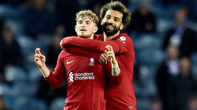 بعد رحيله عن صفوف الريدز، رسالة وداع مؤثرة من محمد صلاح إلى هارفي إليوت