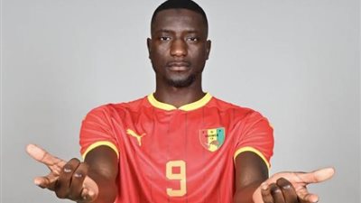 نجم منتخب غينيا يغادر معسكر بلاده قبل الجولة الأخيرة من تصفيات المونديال