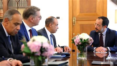  وزيرا البترول والخارجية يبحثان مع الرئيس القبرصي دعم التعاون الإقليمي بمجال الطاقة 