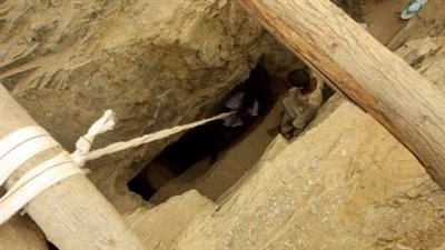 مصرع وإصابة 15 شخصا في انهيار بئر تعدين شمال السودان