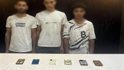 القبض على عاطلين تخصصا في خطف الهواتف المحمولة بمصر الجديدة