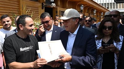 رئيس الوزراء يتفقد مشروع إحياء حديقة الأزبكية التراثية بعد الانتهاء من الأعمال 